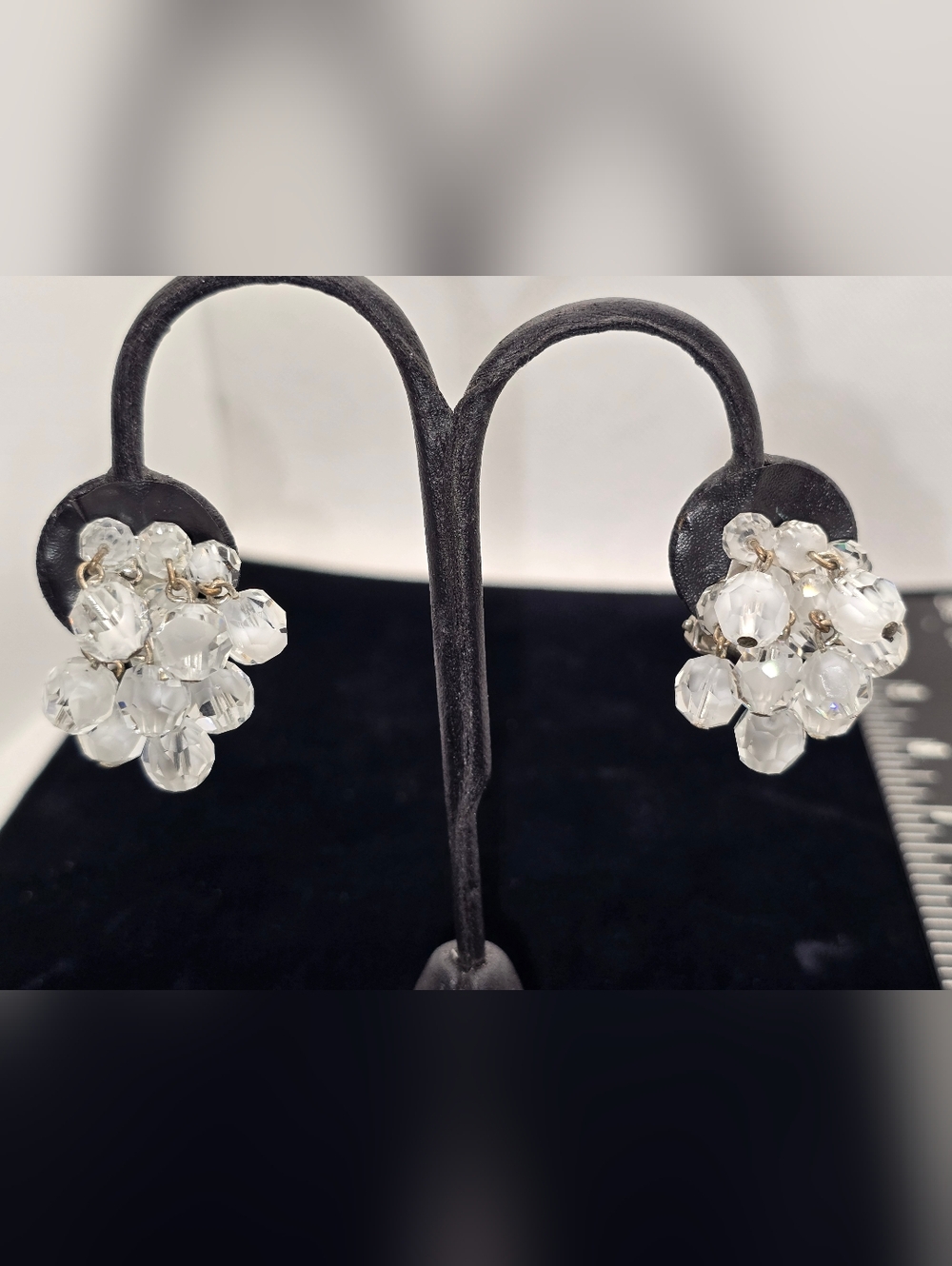 Vintage White Clear Givre Glass Cha Cha Earrings Clip-on 1950s Summer